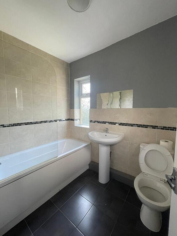 Additional image 8 of Causeway Green Road Oldbury Birmingham B68 8LE