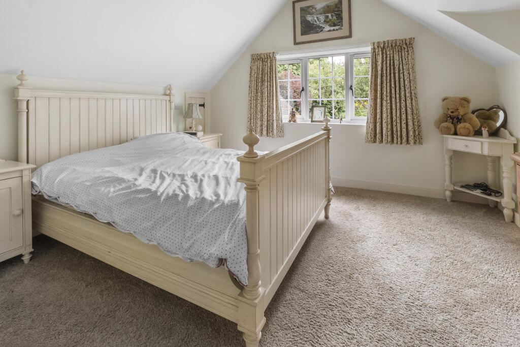 Additional image 30 of Parish Hill, Bournheath, Bromsgrove B61 9JH