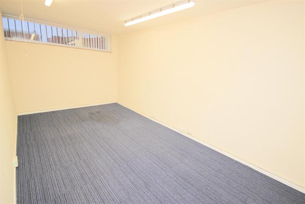 Additional image 6 of 310-311 Long Lane, Halesowen
