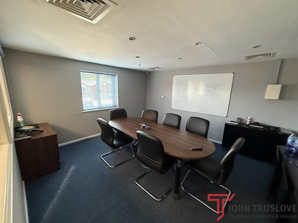 Additional image 9 of Phoenix House Hewell Road, Barnt Green, Birmingham, B45 8NE