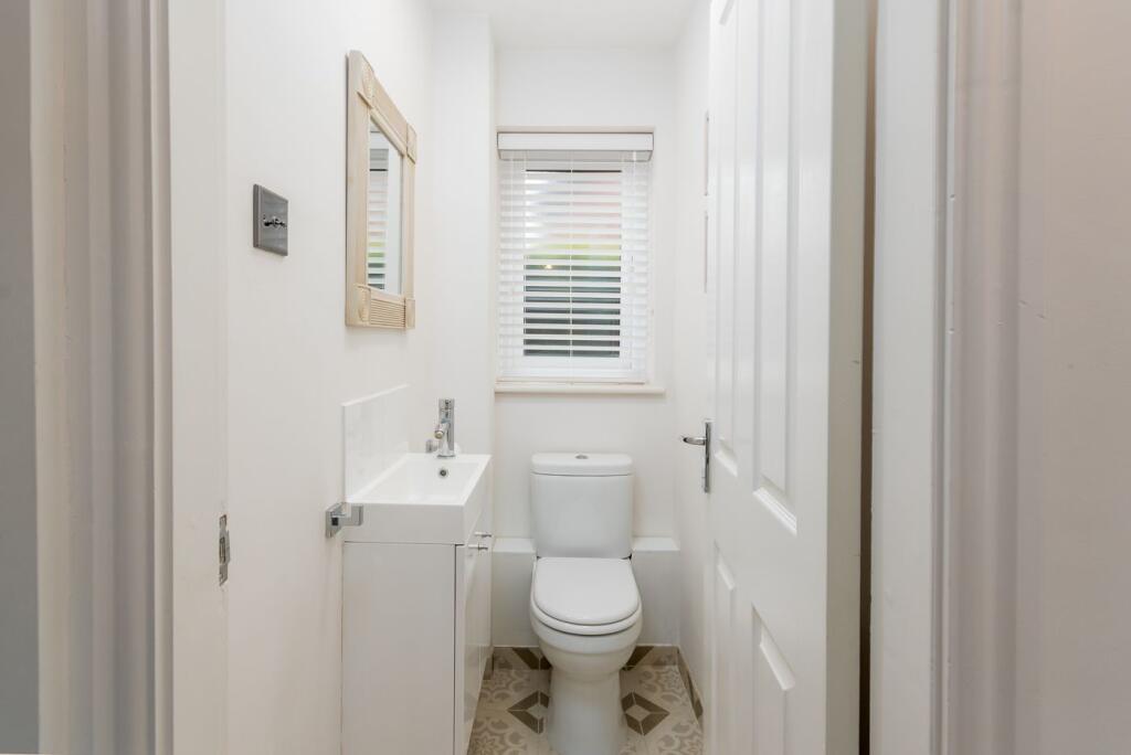 Additional image 10 of Harbour Close, Bidford-on-Avon B50 4EW