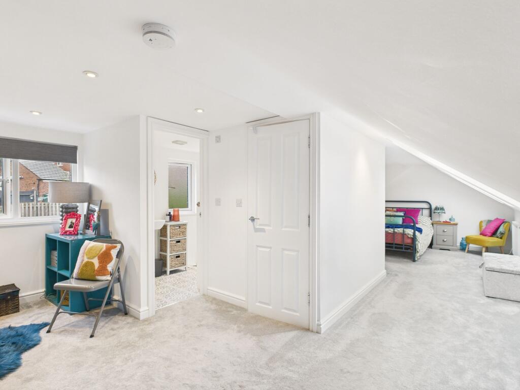 Additional image 19 of Cowslip Close, Catshill, B61