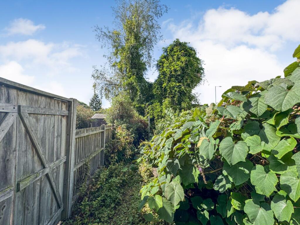 Additional image 19 of 46 Hanbury Road, Stoke Heath, Bromsgrove, Worcestershire, B60 4LU