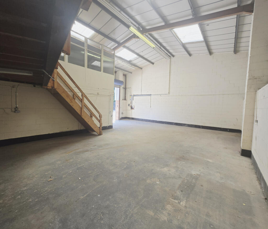 Additional image 4 of Beaver Park, Hayseech Road, Halesowen, West Midlands, B633PD