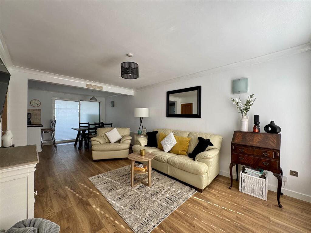 Additional image 4 of Chiltern Close, Halesowen