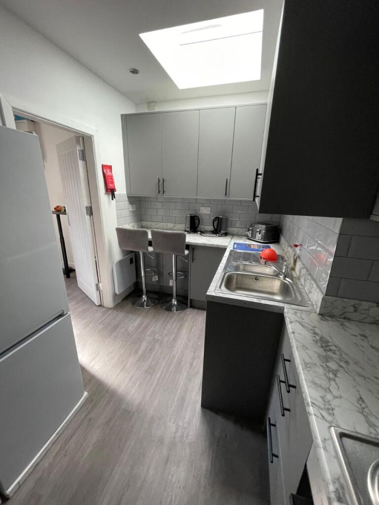 Additional image 3 of Room 2,10a Abbey Road, Smethwick, B67 5RD