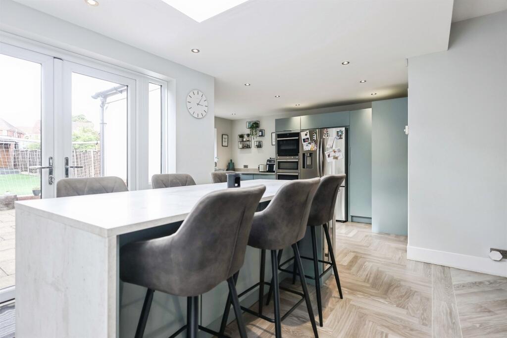 Additional image 10 of Astley Crescent, HALESOWEN