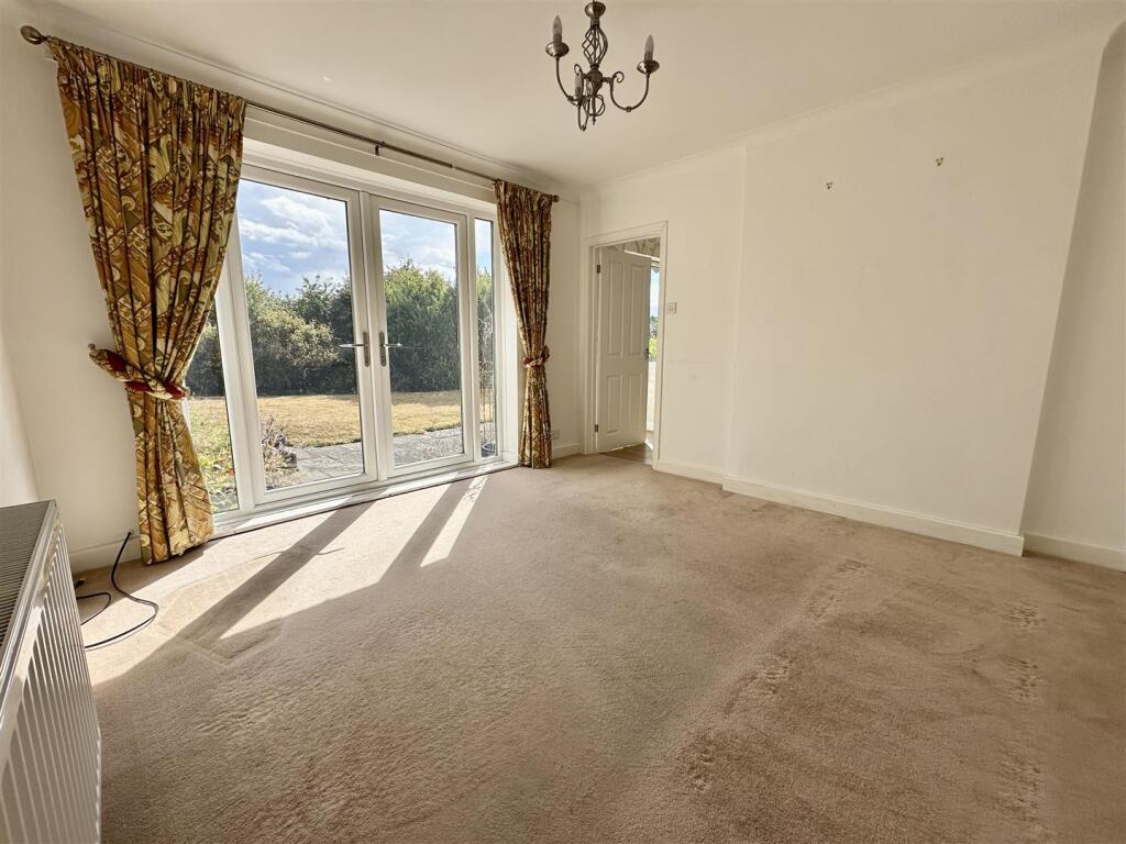 Additional image 3 of Poplar Close, Oversley Green, Alcester