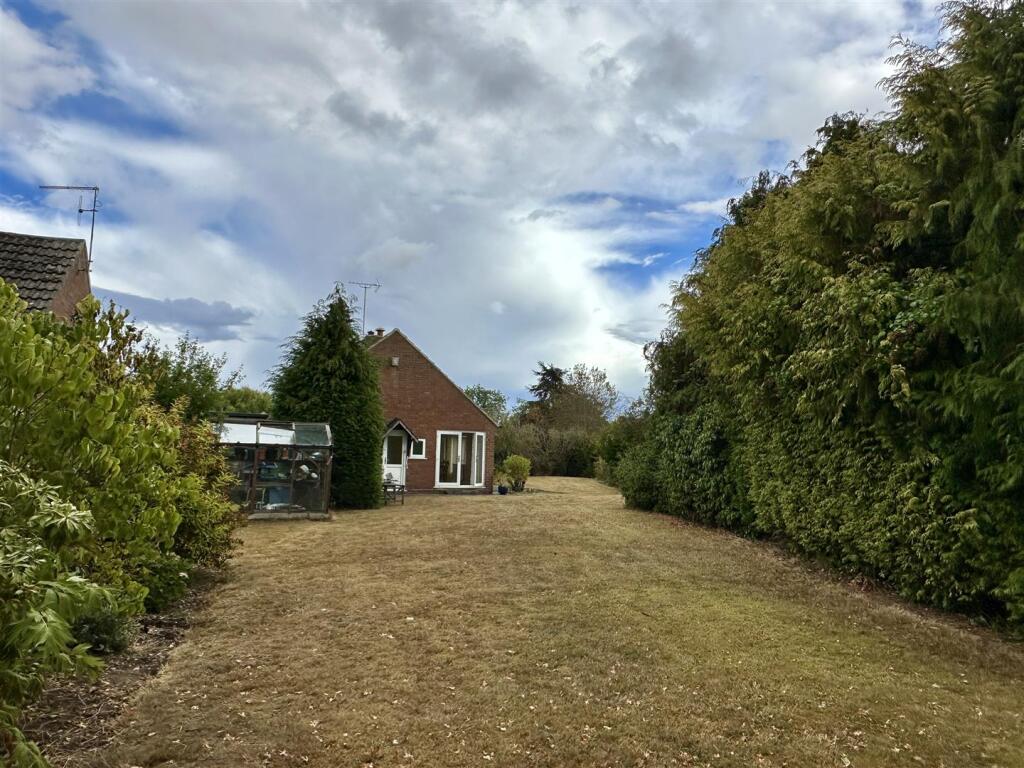 Additional image 16 of Poplar Close, Oversley Green, Alcester