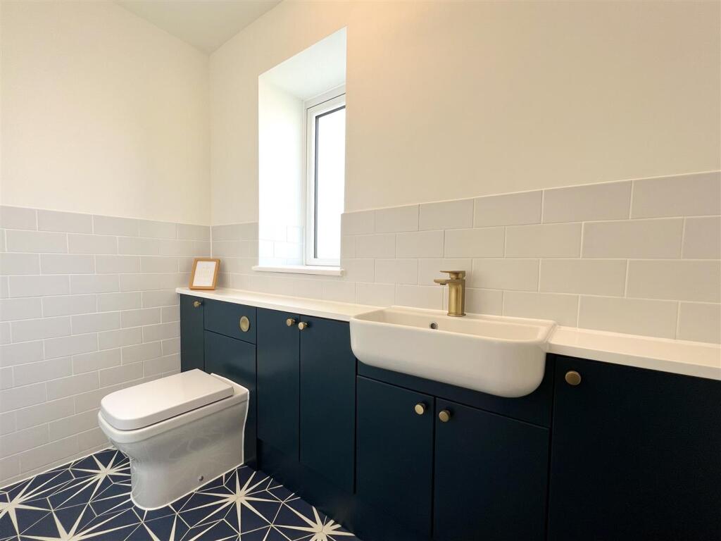 Additional image 15 of St Kenelms Road, Romsley, Halesowen