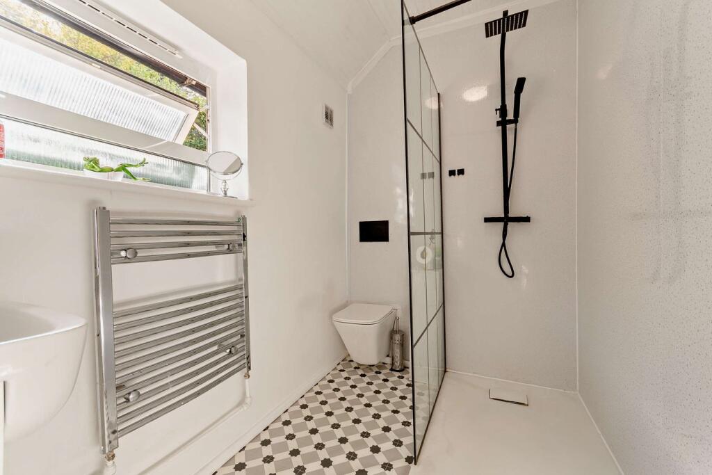 Additional image 13 of High Avenue, Cradley Heath, B64