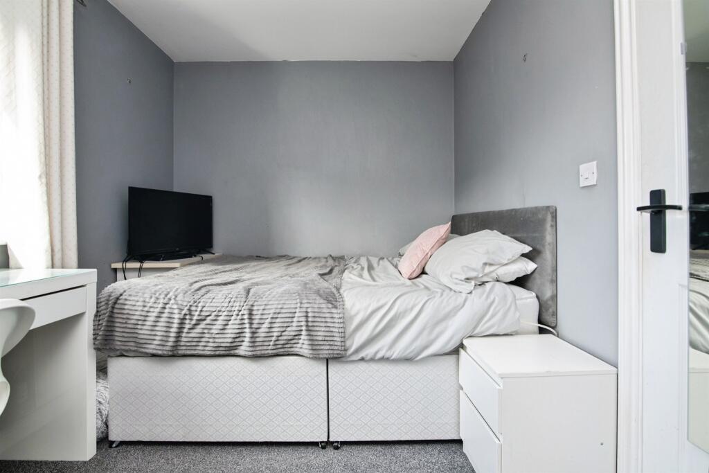 Additional image 14 of Bryan Budd Close, ROWLEY REGIS