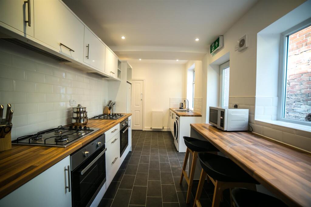 Additional image 2 of Vicarage Road, Smethwick