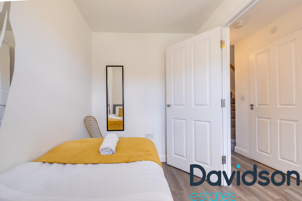 Additional image 4 of B5 Central 4 Bed FREEHOLD, Bham City Centre