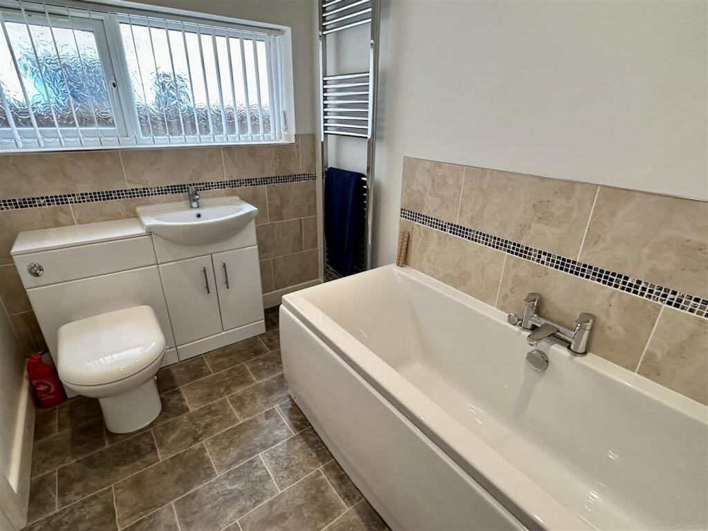 Additional image 23 of Poplar Close, Oversley Green, Alcester