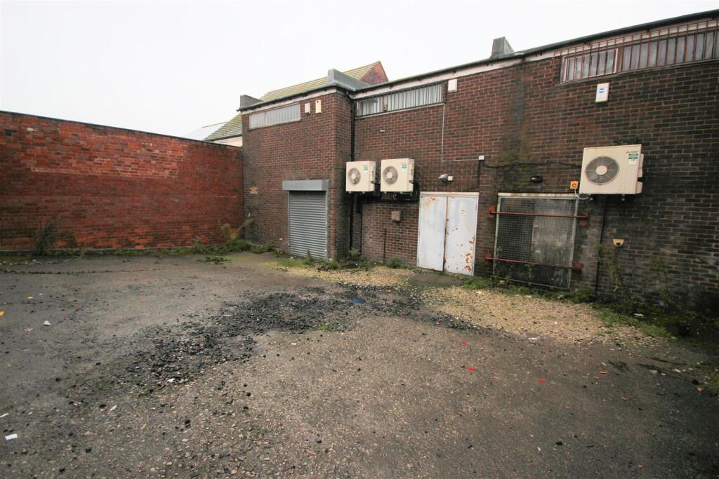Additional image 5 of 310-311 Long Lane, Halesowen