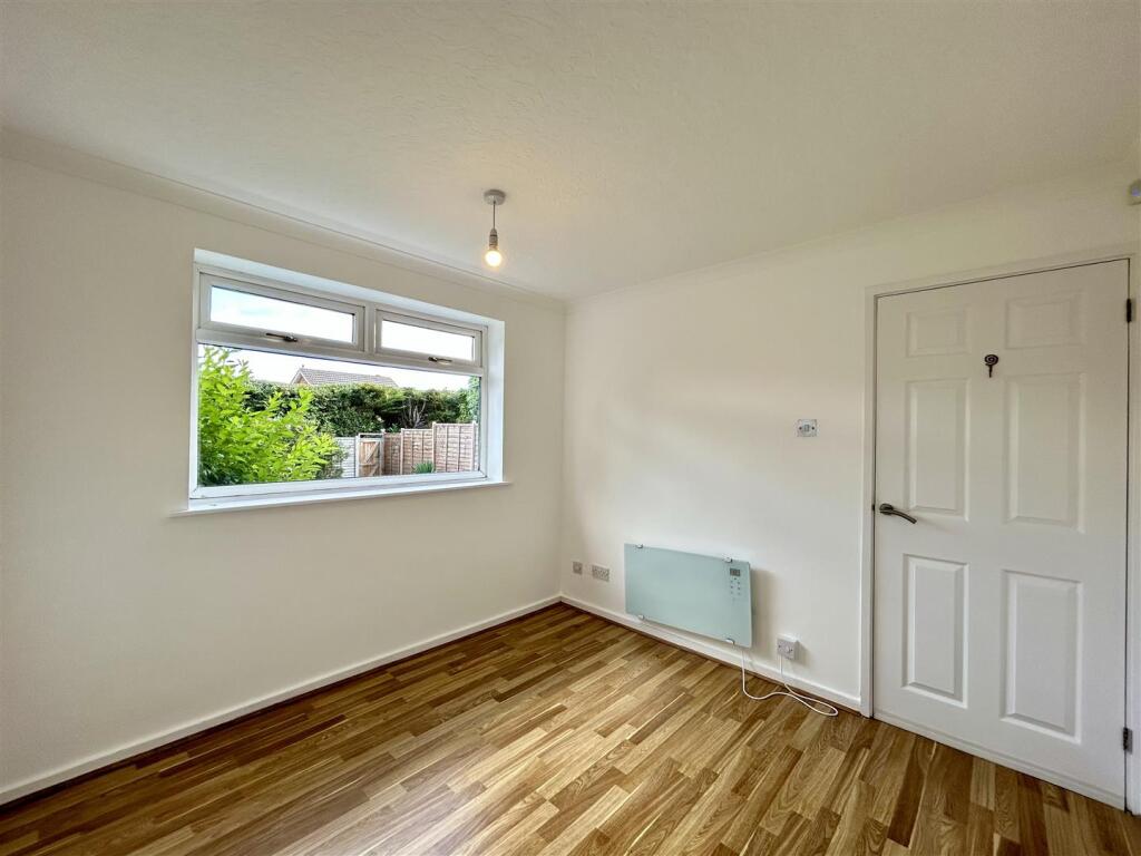 Additional image 13 of Wicklow Close, Halesowen