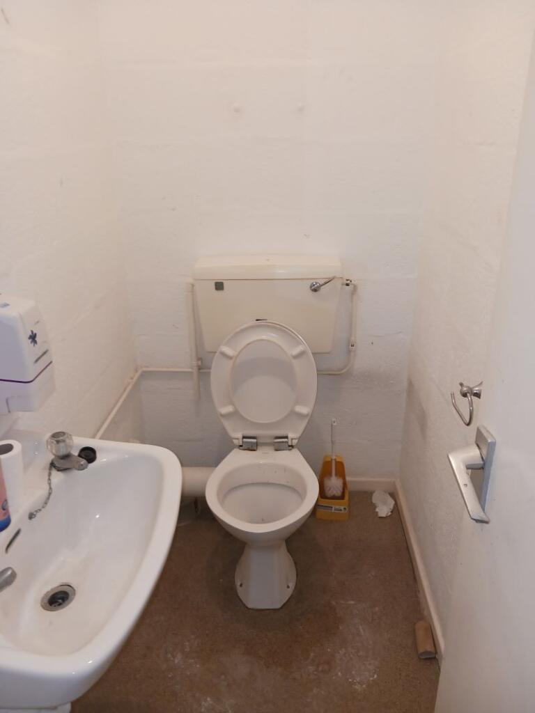 Additional image 16 of Unit 4 Arden Business Centre, Arden Road, Alcester, Warwickshire, B49 6HW