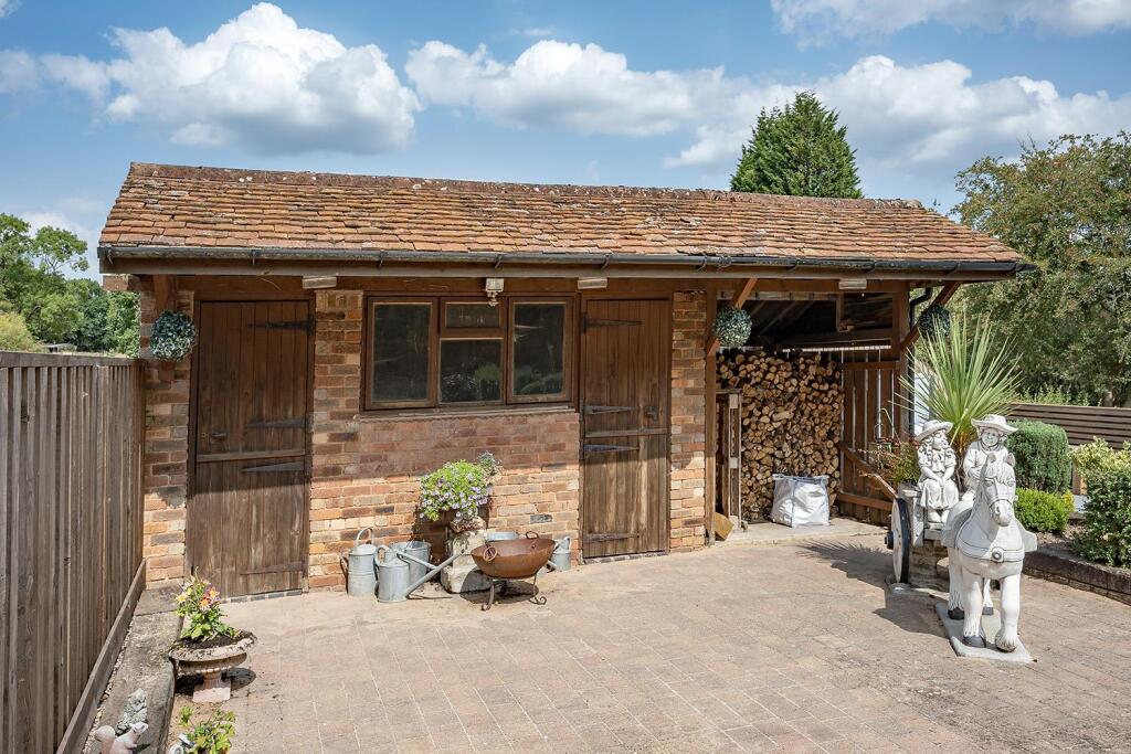 Additional image 36 of Barkers Lane, Wythall