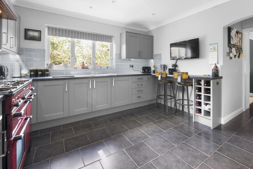 Additional image 9 of Clive Road, Bromsgrove B60 2AY