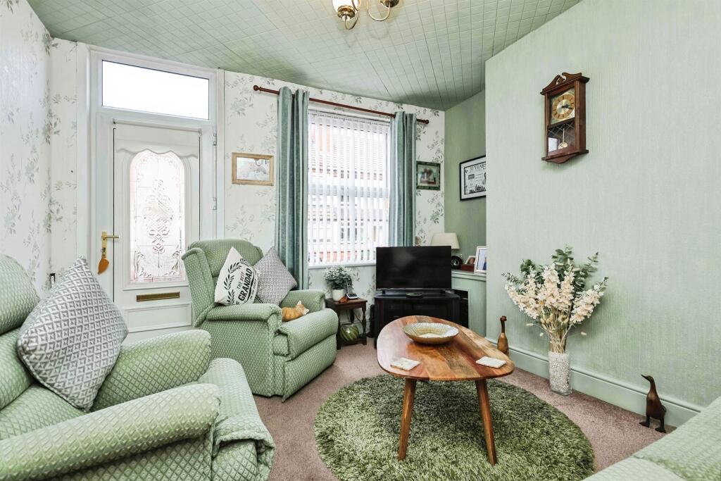 Additional image 17 of Southwick Road, Halesowen