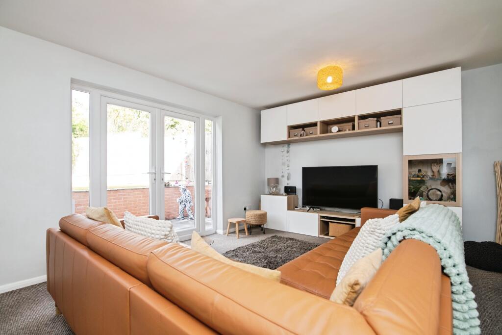 Additional image 6 of Bell End, Rowley Regis, B65