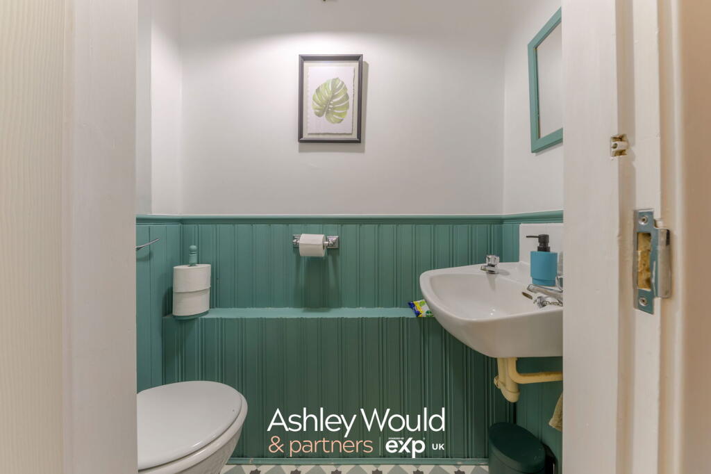 Additional image 10 of Parkfield Close, Halesowen, B62 0HL