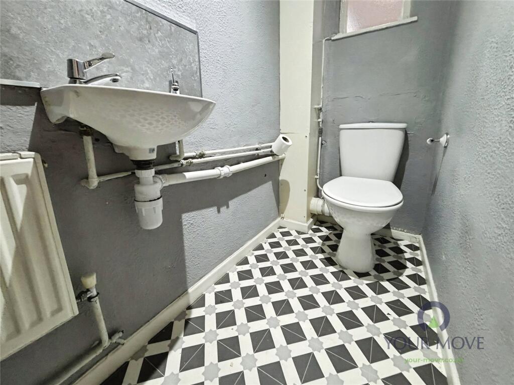 Additional image 4 of Spenser Walk, Catshill, Bromsgrove, Worcestershire, B61