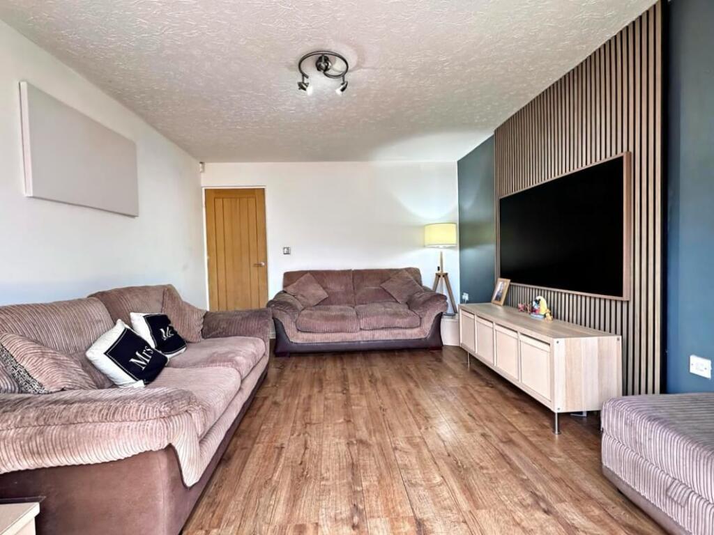 Additional image 19 of Beautifully presented three bedroom detached property - Mallen Drive, B69