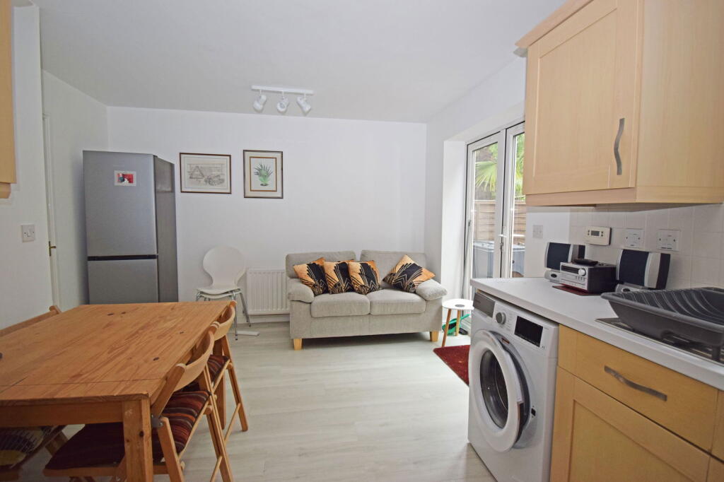 Additional image 5 of 9 Marlgrove Court, Marlbrook, Bromsgrove, Worcestershire, B61 0HE