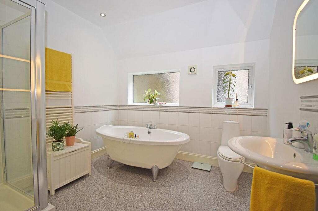 Additional image 15 of 19 College Road, Bromsgrove, Worcestershire, B60 2NF