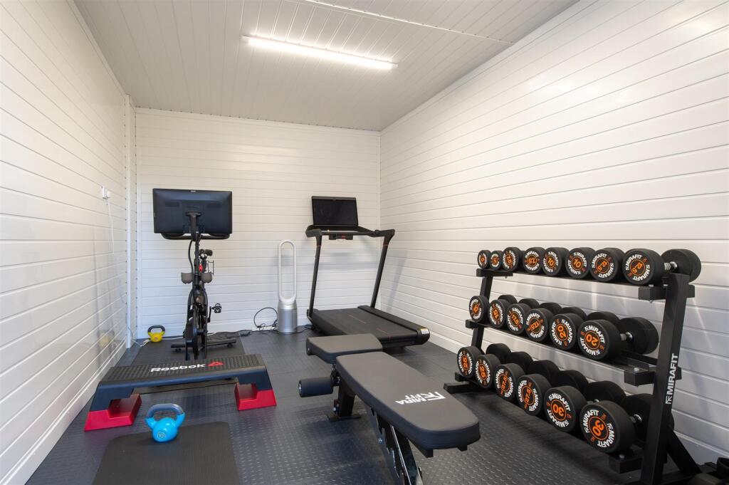 Additional image 32 of Welbeck Close, Halesowen