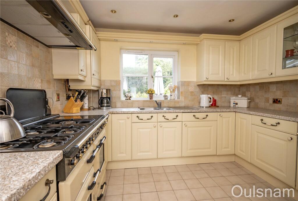 Additional image 4 of Churchfields Gardens, Bromsgrove, Worcestershire, B61