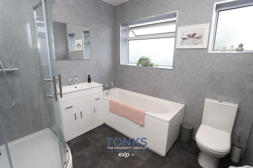 Additional image 19 of Cherry Orchard Avenue, Halesowen, B63 3RY