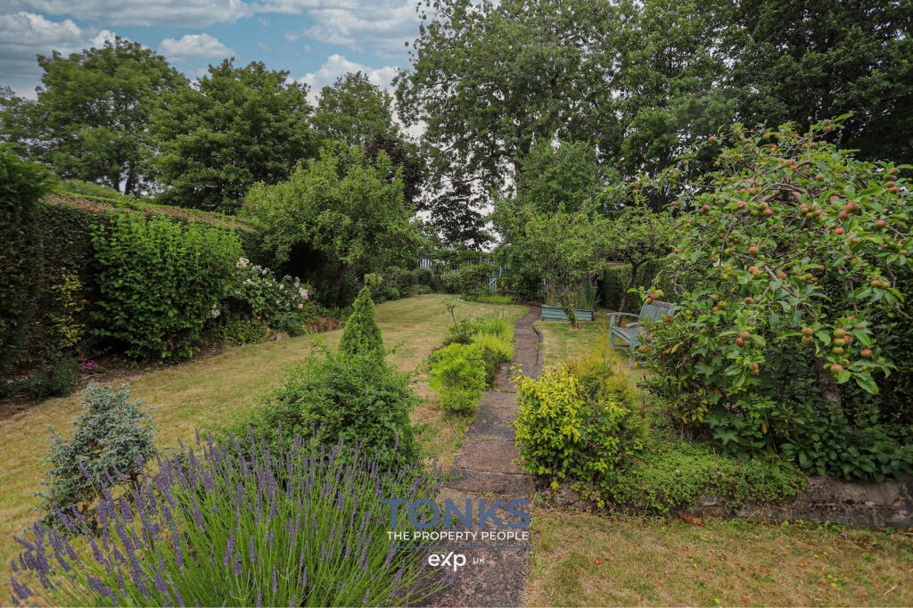 Additional image 21 of NO CHAIN - Stunning period property on tree-lined road - Haden Park Rd, Cradley Heath, B64 7HF