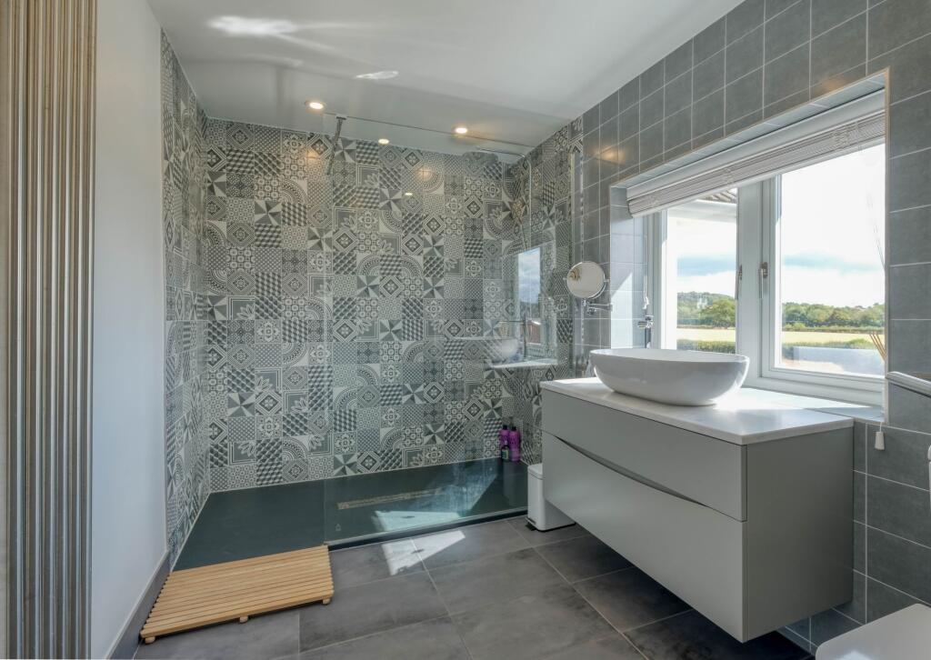 Additional image 18 of Astwood Lane, Stoke Prior, B60