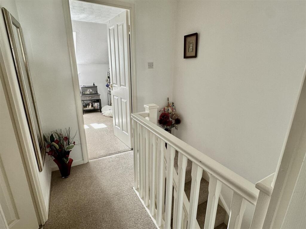 Additional image 16 of Gas House Lane, Alcester