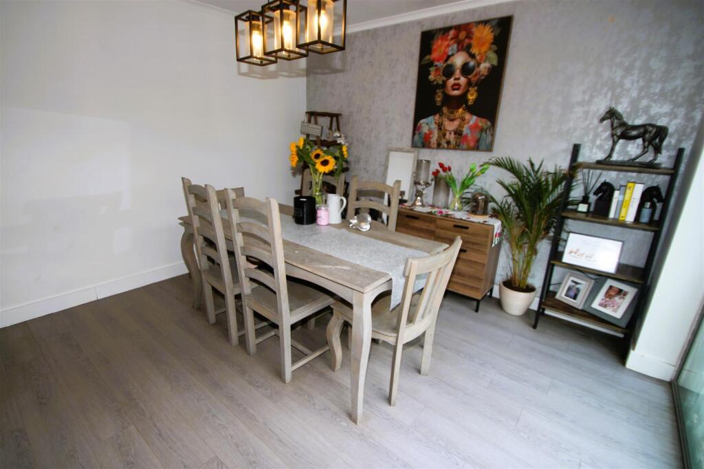 Additional image 5 of Woodman Close, Halesowen