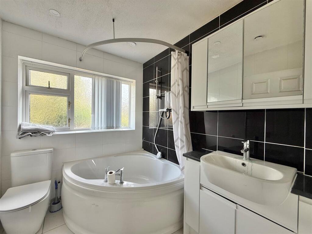 Additional image 11 of Middlefield Avenue, Hurst Green, Halesowen