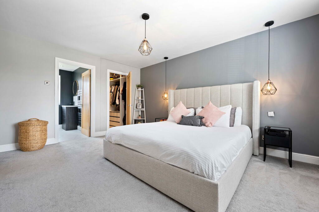 Additional image 15 of 74 Station Road, Wythall