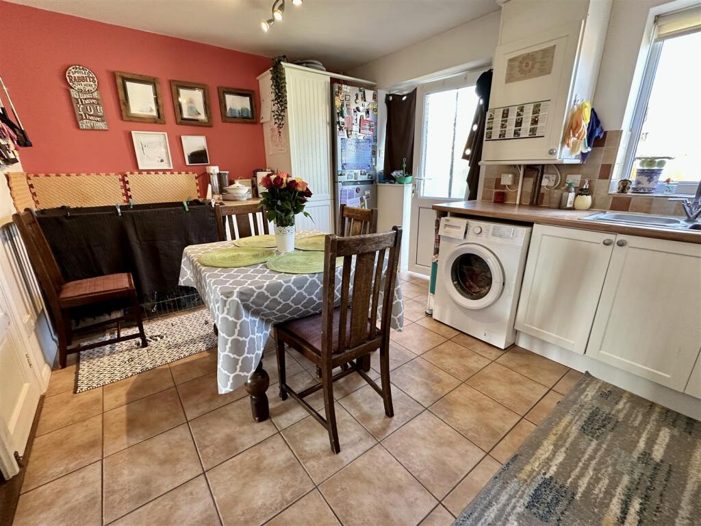 Additional image 9 of Meadow Road, Alcester