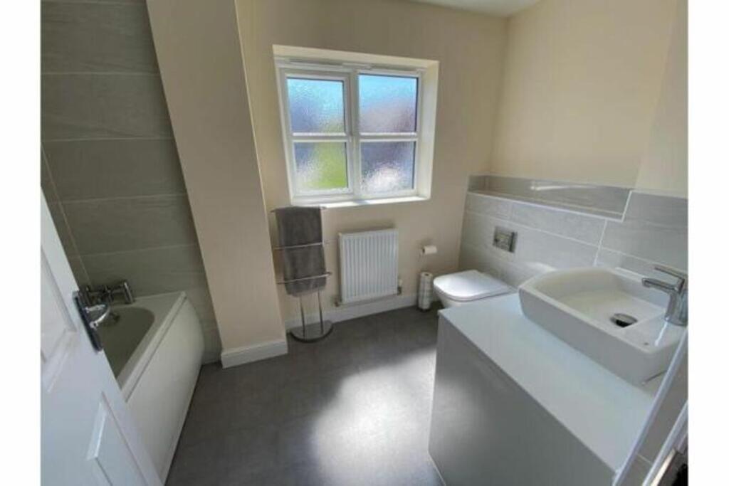 Additional image 12 of Bhullar Way, Oldbury, B69