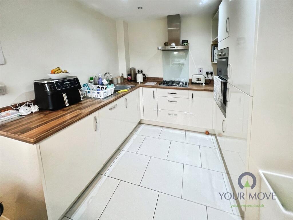 Additional image 3 of New Road, West Bromwich, West Midlands, B70