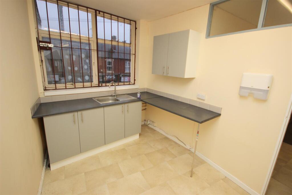 Additional image 9 of 310-311 Long Lane, Halesowen