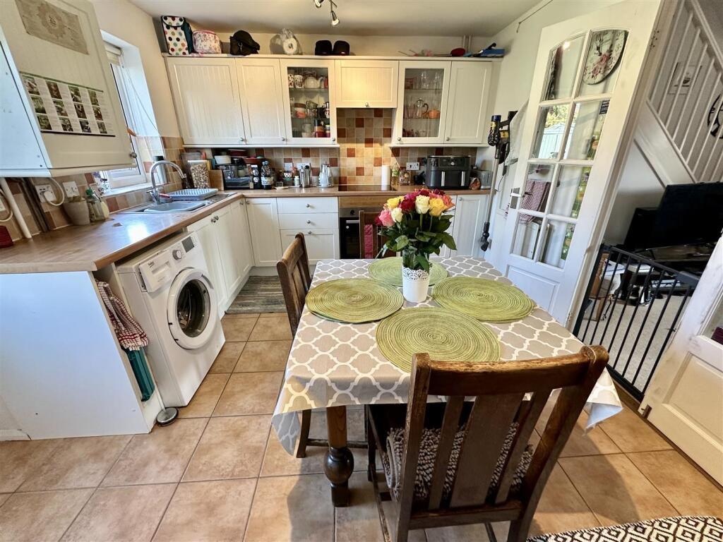 Additional image 2 of Meadow Road, Alcester