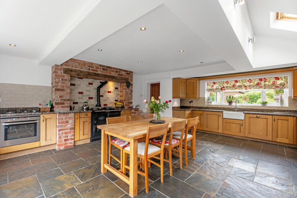Additional image 32 of Droitwich Road Hanbury Bromsgrove, Worcestershire, B60 4DD