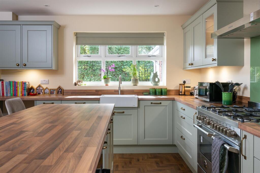 Additional image 6 of Welbeck Close, Halesowen