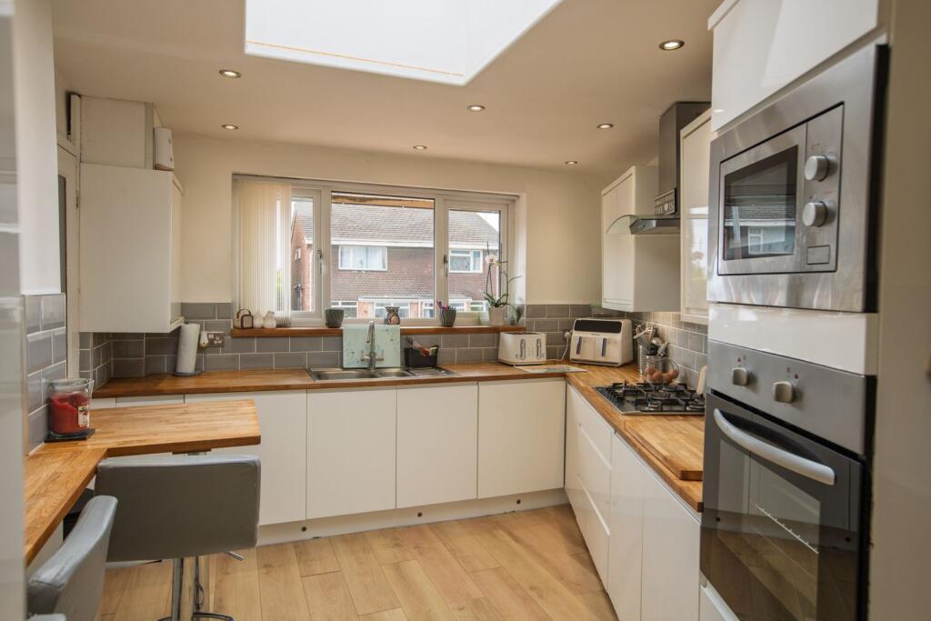 Additional image 4 of Castle Road West, Oldbury, B68