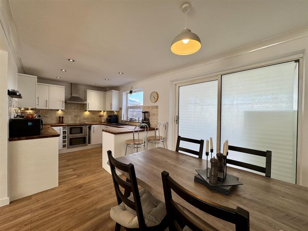 Additional image 5 of Chiltern Close, Halesowen