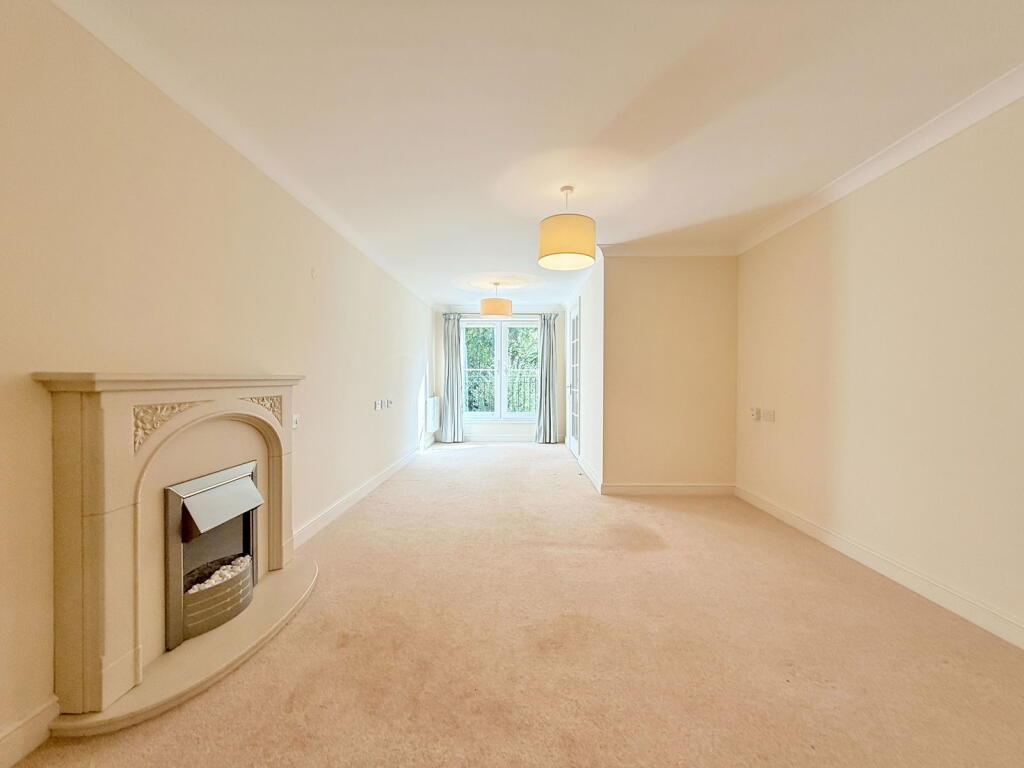 Additional image 4 of Grange Court, Warwick Road, Solihull